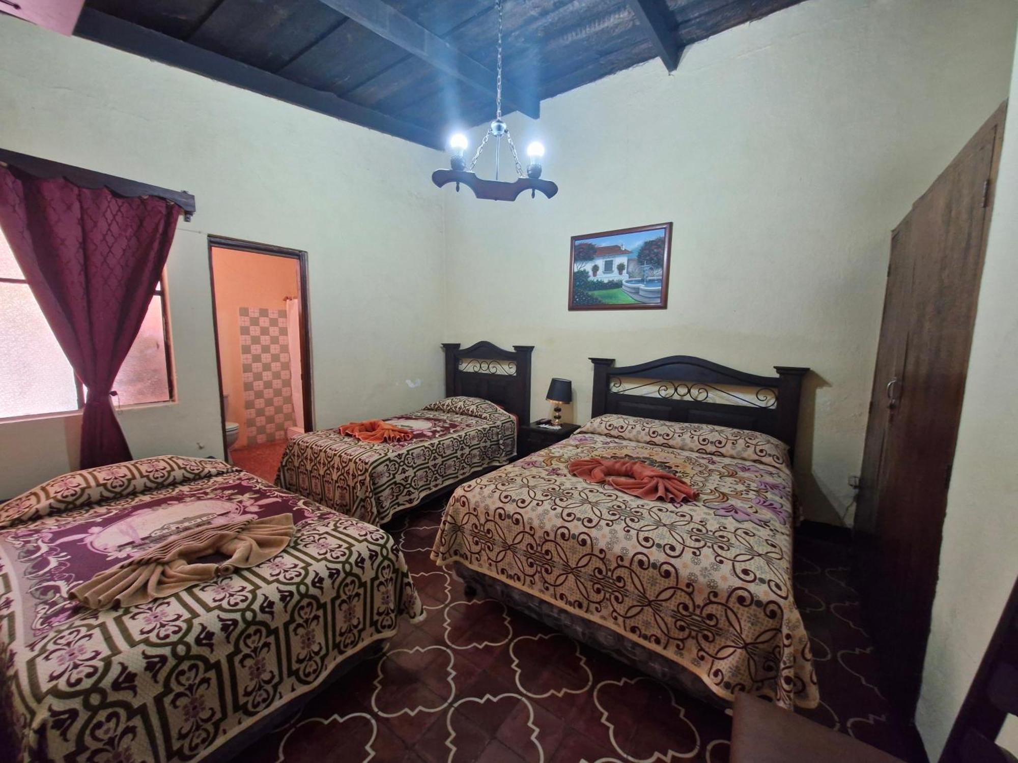 Hospedaje El Viajero Antigua Lli ภายนอก รูปภาพ